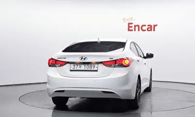 Hyundai Avante 2013, 152140 км, за 3435.74 USD