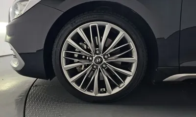 Hyundai Grandeur 2018, 125425 км, за 9715.11 USD