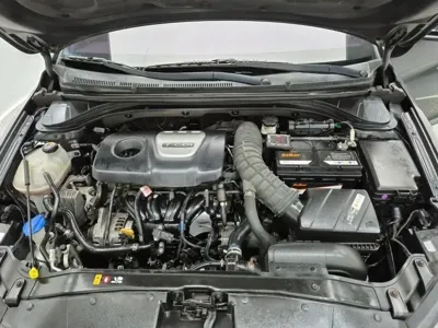 Hyundai Avante 2018, 109000 км, за 6175.65 USD