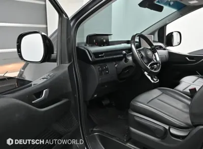 Hyundai Staria 2024, 141874 км, за 13674.27 USD - фото 11