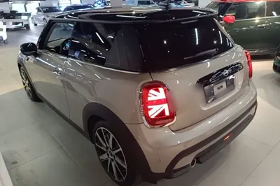 MINI MINI 2023, 12700 км, за 26417 USD