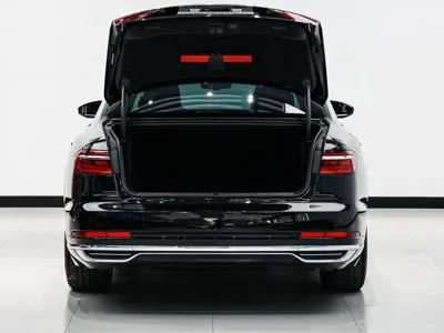 Audi A8 2022, 23000 км, за 88240.37 USD - фото 14