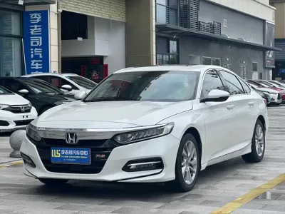 Honda Accord · 2019 год