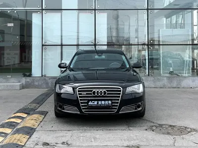 Audi A8 2012, 230000 км, за 27662.79 USD