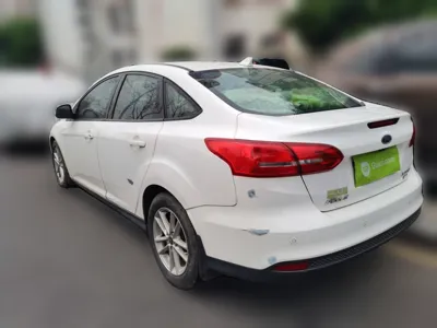 Ford Focus 2017, 76600 км, за 6402 USD - фото 4