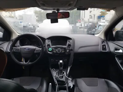 Ford Focus 2017, 76600 км, за 6402 USD - фото 10