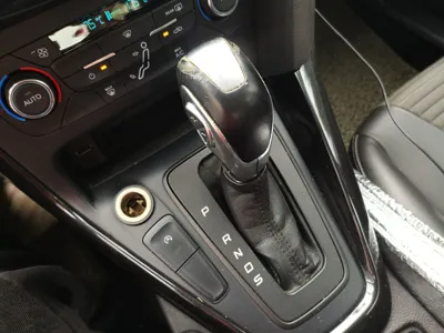 Ford Focus 2017, 76600 км, за 6402 USD - фото 15
