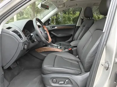 Audi Q5 2015, 70000 км, за 9607.96 USD