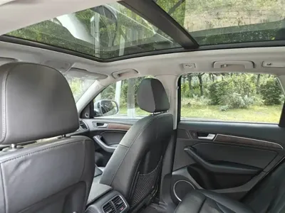 Audi Q5 2015, 70000 км, за 9607.96 USD