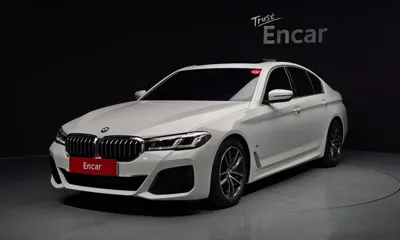 BMW 5-Series · 2021 год