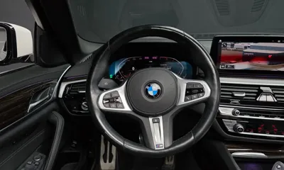 BMW 5-Series 2021, 30708 км, за 24503.29 USD - фото 13