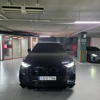 Audi Q8 · 2023 год