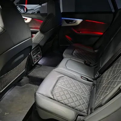 Audi Q8 2023, 25600 км, за 55796.25 USD - фото 7
