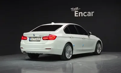 BMW 3-Series 2016, 121782 км, за 8125.85 USD - фото 2