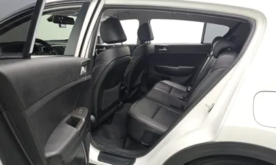 Kia Sportage 2020, 52941 км, за 13609.42 USD - фото 19