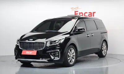 Kia Canival · 2019 год