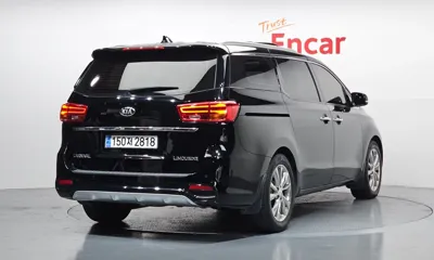 Kia Canival 2019, 119886 км, за 9877.77 USD