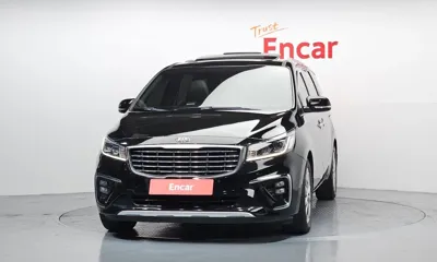 Kia Canival 2019, 119886 км, за 9877.77 USD