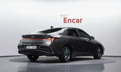 Hyundai Avante 2025, 20947 км, за 15944.6 USD