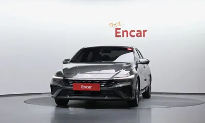 Hyundai Avante 2025, 20947 км, за 15944.6 USD