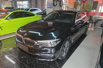BMW 5 Series · 2018 год