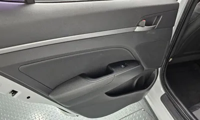 Hyundai Avante 2018, 88876 км, за 7811.47 USD - фото 25
