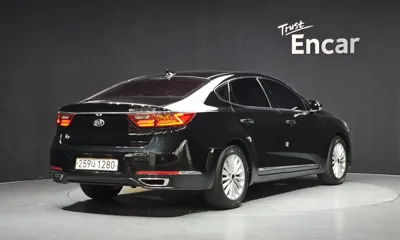 Kia K7 2018, 108793 км, за 7601.8 USD