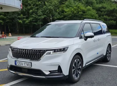 Kia Canival 2023, 59000 км, за 17451.32 USD