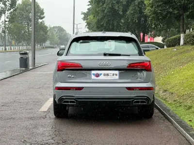 Audi Q5L 2025, 5600 км, за 35137.64 USD