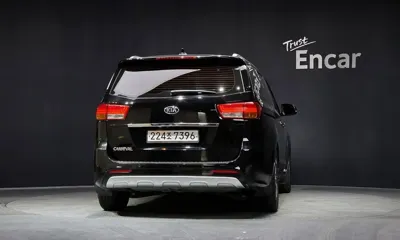 Kia Canival 2018, 254450 км, за 4955.4 USD