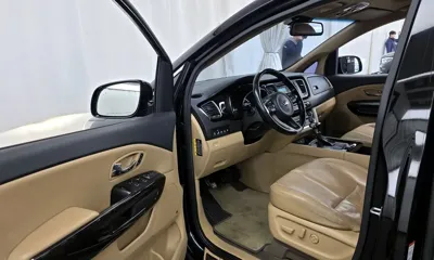 Kia Canival 2018, 254450 км, за 4955.4 USD - фото 10