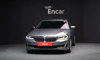 BMW 5-Series 2023, 49723 км, за 21935.91 USD