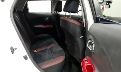 Nissan Juke 2014, 67121 км, за 4296.67 USD - фото 11