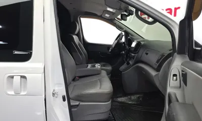 Hyundai Starex 2017, 121838 км, за 7155.05 USD - фото 11