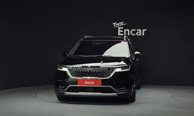 Kia Canival 2023, 29913 км, за 208.37 USD