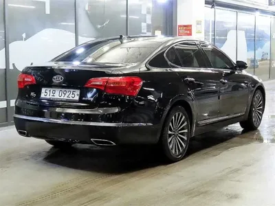 Kia K7 2012, 107364 км, за 3172.93 USD