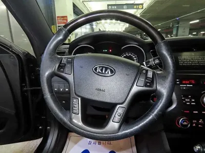 Kia K7 2012, 107364 км, за 3172.93 USD - фото 8