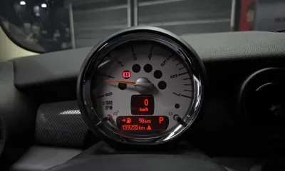 MINI Cooper 2012, 159255 км, за 2620.86 USD - фото 8