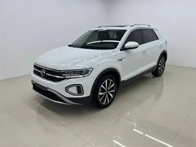 Volkswagen T-Roc · 2024 год