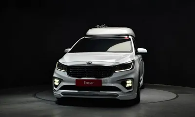 Kia Canival 2020, 50014 км, за 15659.07 USD