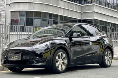 Tesla Model Y · 2022 год