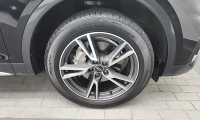 Audi Q5 2021, 46683 км, за 26158.92 USD