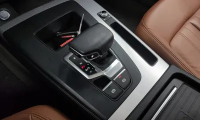 Audi Q5 2021, 46683 км, за 26158.92 USD - фото 9