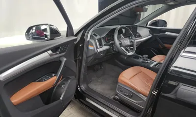 Audi Q5 2021, 46683 км, за 26158.92 USD - фото 10