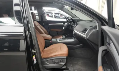 Audi Q5 2021, 46683 км, за 26158.92 USD - фото 11