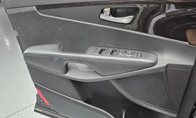 Kia Sorento 2015, 153770 км, за 6871.49 USD - фото 14