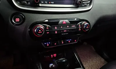 Kia Sorento 2015, 153770 км, за 6871.49 USD - фото 17