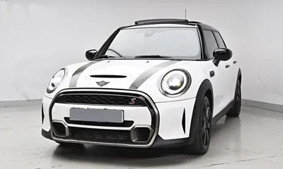MINI Cooper 2023, 39897 км, за 16836.76 USD - фото 3