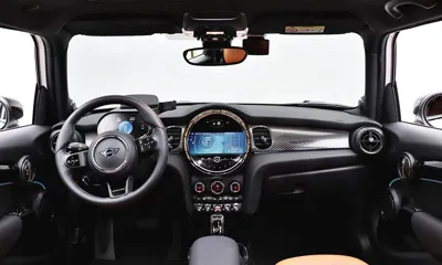 MINI Cooper 2023, 39897 км, за 16836.76 USD - фото 9