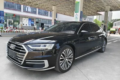Audi A8 · 2019 год